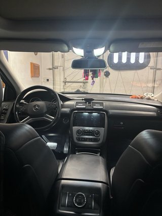 Mercedes-Benz Clase R 2011