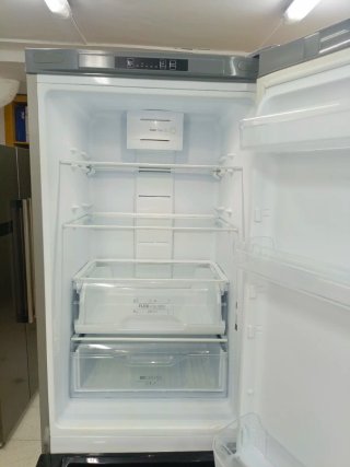 Nevera combi Indesit plateada 190/60cm A+ garantia