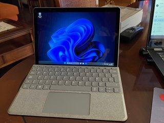 Microsoft Surface Go 2 Gris con teclado Alcantara