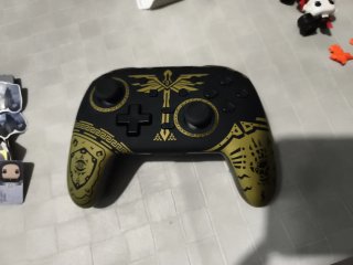 Mando Switch Personalizado Dorado