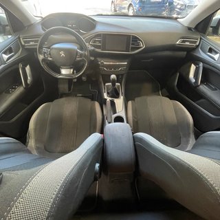 Peugeot 308 2016