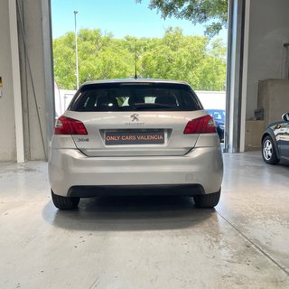 Peugeot 308 2016