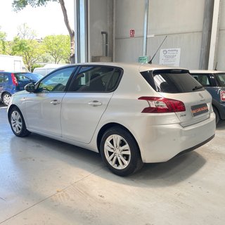 Peugeot 308 2016