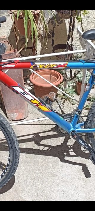 Bicicleta BH OverX