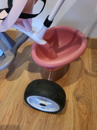 Bicicleta infantil con pedales