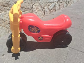 Moto de juguete para niños