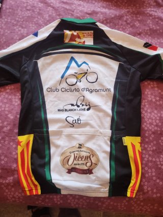 Maillots Ciclismo Varios a 8 euros la unidad S/M