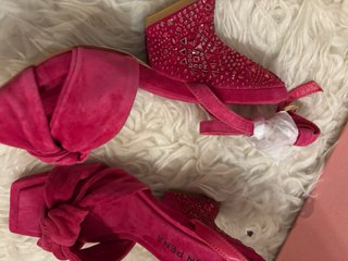 Sandalias Alma en Pena Tacon Rosa