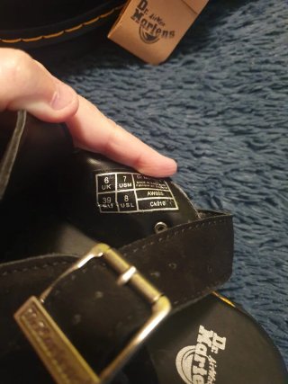 Zuecos Dr Martens Zebzag Mule Negro