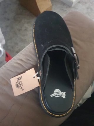 Zuecos Dr Martens Zebzag Mule Negro