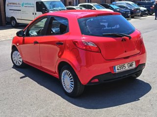Mazda 2 2010