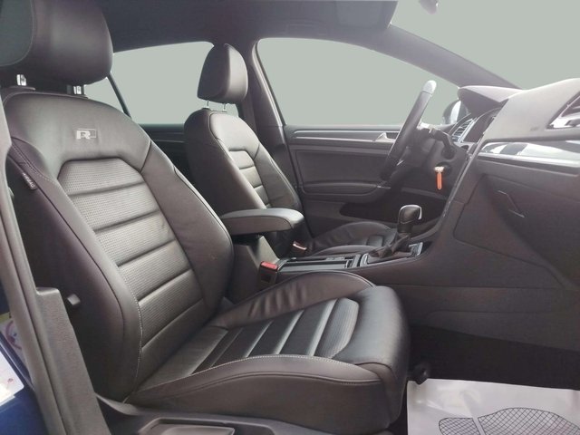 Volkswagen Golf Sport DSG R-Line