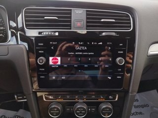Volkswagen Golf Sport DSG R-Line