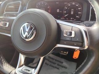 Volkswagen Golf Sport DSG R-Line
