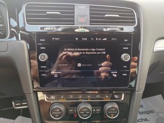 Volkswagen Golf Sport DSG R-Line