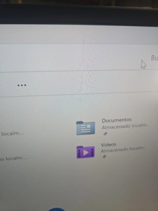 Monitor Samsung 4K con graffi Modello ls32d85k