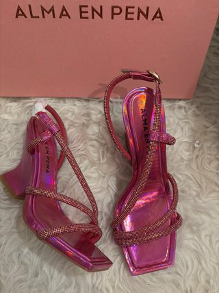 Sandalias tacón ALMA EN PENA rosas y plateadas