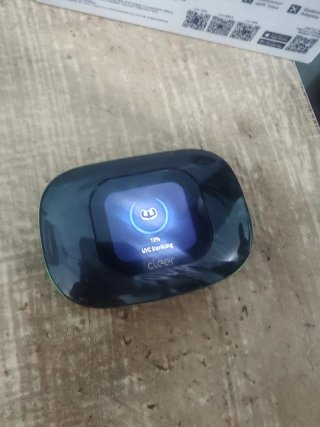 Auriculares traductores con IA