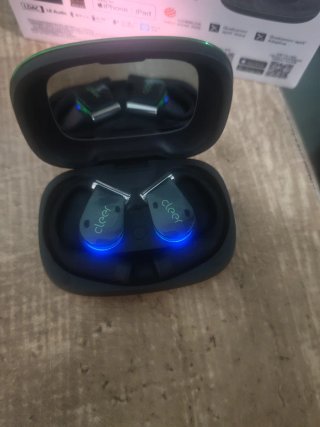 Auriculares traductores con IA