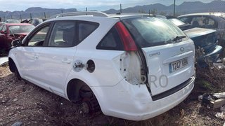 PARAGOLPES TRASERO Kia Ceed (ED)(2006->)
