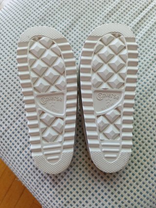Ciabatte Converse bianche in gomma