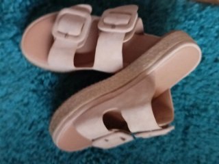 Sandalias Beige Plataforma