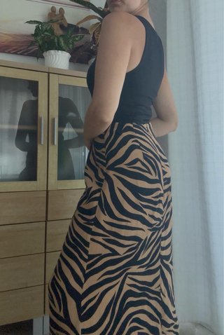 Falda larga