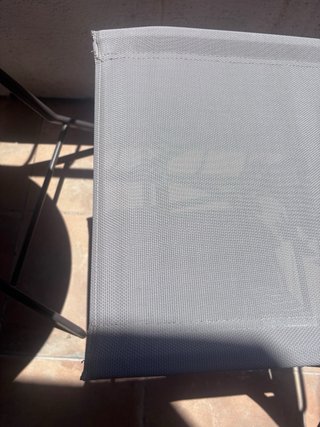 Mesa y 2 sillas de jardín