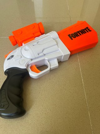 Pistola Nerf Fortnite, chaleco y dardos