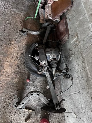 Puente trasero BMW 330ci completo