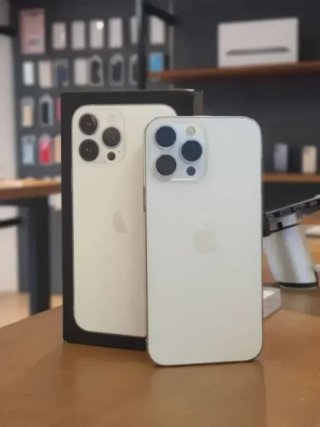 IPHONE 13 PRO MAX 256GB PLATA 100% BATERIA.