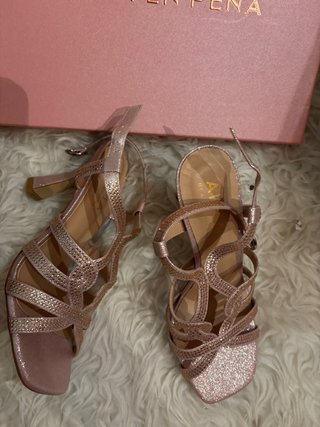 Sandalias Alma en Pena Tacon Dorado y Rosa