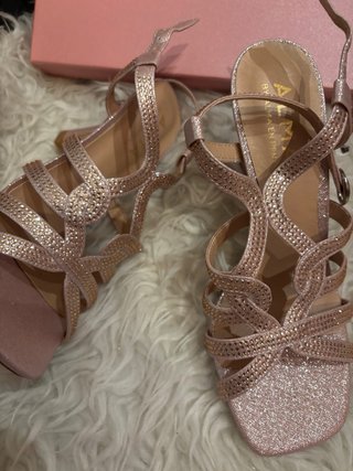 Sandalias Alma en Pena Tacon Dorado y Rosa