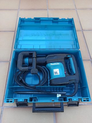 Demoledor Makita con maletín