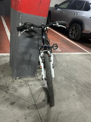 Bicicleta Btwin Rockrider Negra