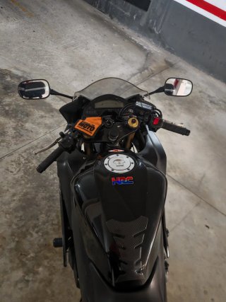 Honda CBR 600F 2011