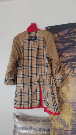Gabardina Burberrys Vintage Roja