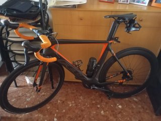 Bicicleta Triatlón Carbono Naranja