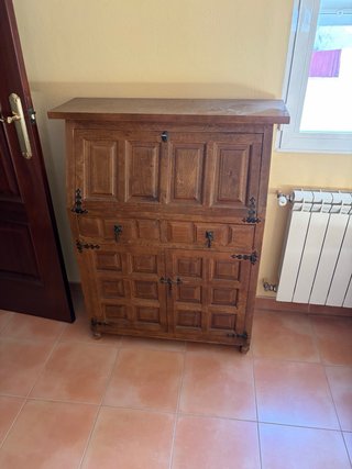 Escritorio de madera