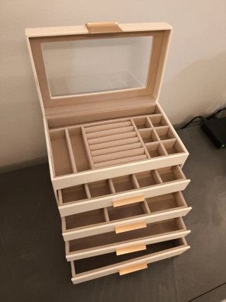 Portagioie grande bianco con dettagli oro