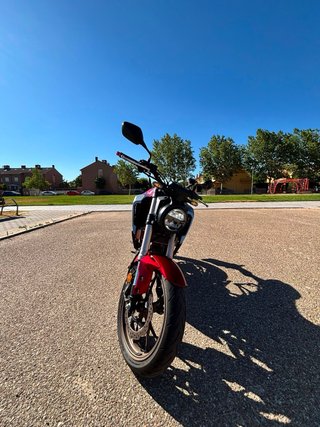 Honda CBR 125 R 2022 Roja