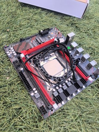 Placa Base X99 LGA2011-3 + Intel Xeon E5-2673 v3