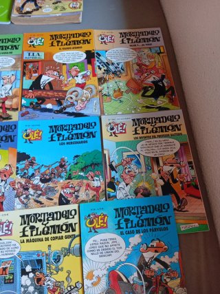 11 comics de Mortadelo y Filemón.