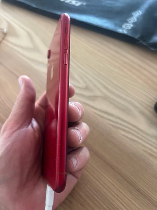 iPhone XR 64GB Rosso