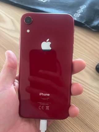 iPhone XR 64GB Rosso