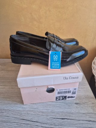 Mocasines charol burdeos talla 38