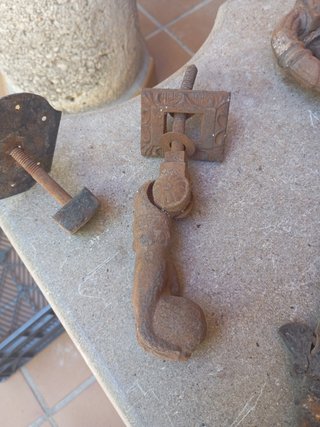 Pomo puerta antiguo hierro forjado