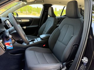 Volvo XC40 2.0 B3 G Core Auto