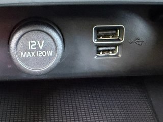 Volvo XC40 2.0 B3 G Core Auto