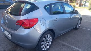 Opel Astra 2010